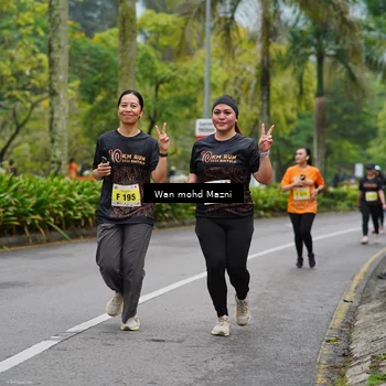 Runner Photo 8503342