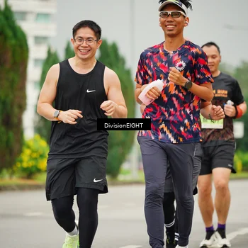 Runner Photo 8503348