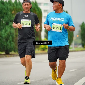 Runner Photo 8503355