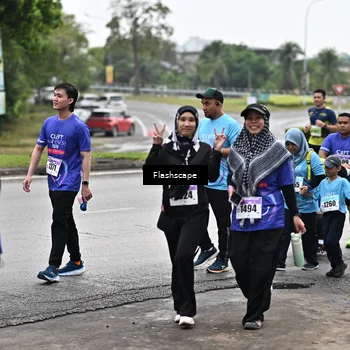 Runner Photo 8503372