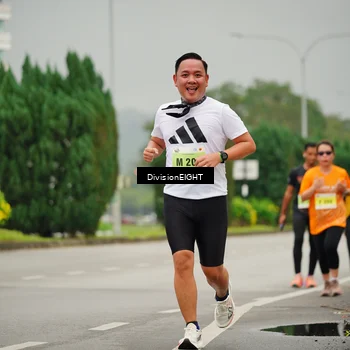 Runner Photo 8503404