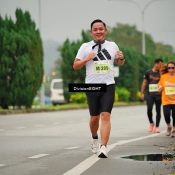 Runner Photo 8503409