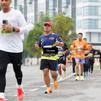 Runner Photo 8503411