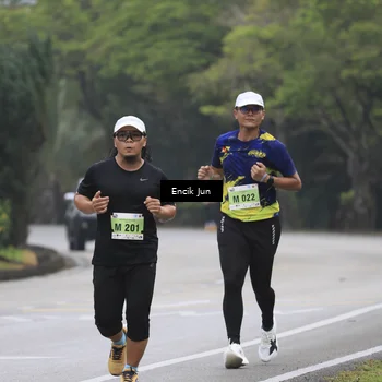 Runner Photo 8503436