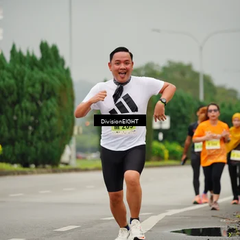 Runner Photo 8503439