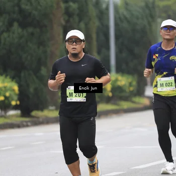 Runner Photo 8503440