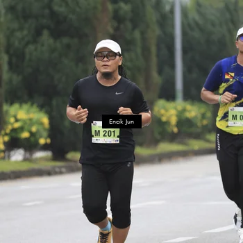 Runner Photo 8503448