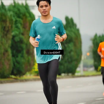 Runner Photo 8503467