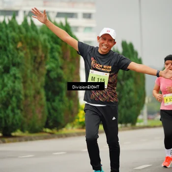 Runner Photo 8503560