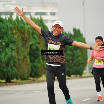Runner Photo 8503571