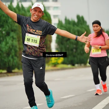 Runner Photo 8503582