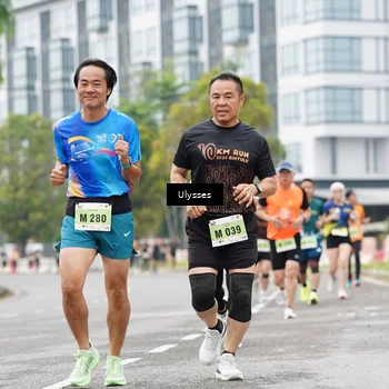 Runner Photo 8503636