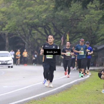 Runner Photo 8503693