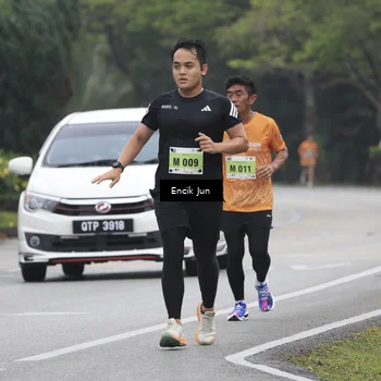 Runner Photo 8503721
