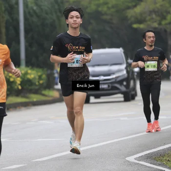 Runner Photo 8503723