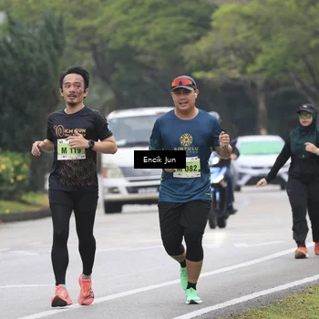 Runner Photo 8503737