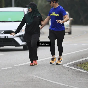 Runner Photo 8503762