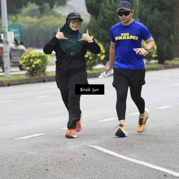 Runner Photo 8503801