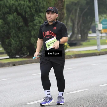 Runner Photo 8503836