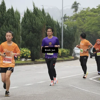 Runner Photo 8503843