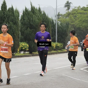 Runner Photo 8503850