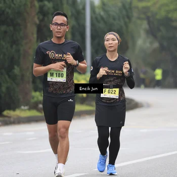 Runner Photo 8503884