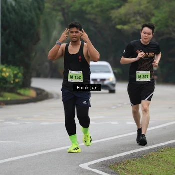 Runner Photo 8503974