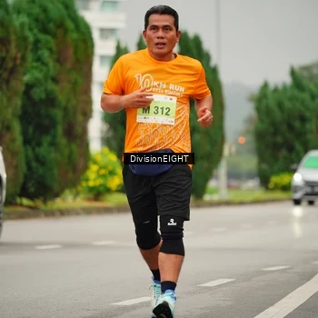 Runner Photo 8503980