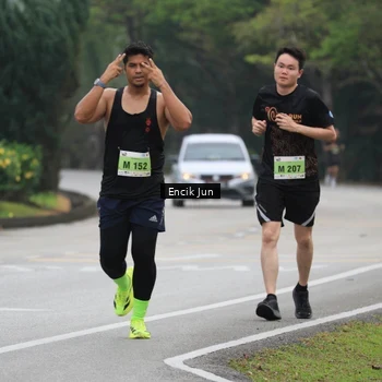 Runner Photo 8503984