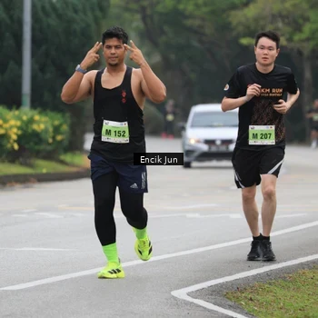 Runner Photo 8503986
