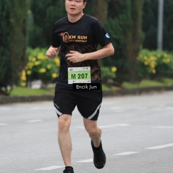 Runner Photo 8503996