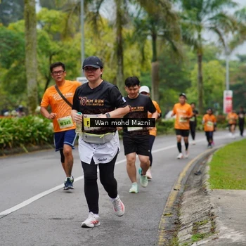 Runner Photo 8504000