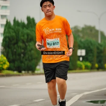 Runner Photo 8504005