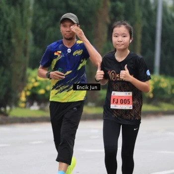 Runner Photo 8504011
