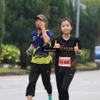 Runner Photo 8504014