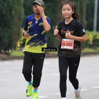 Runner Photo 8504015