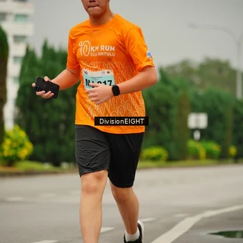 Runner Photo 8504025