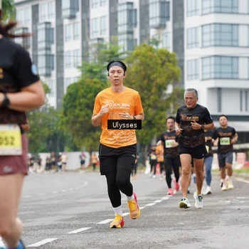 Runner Photo 8504053
