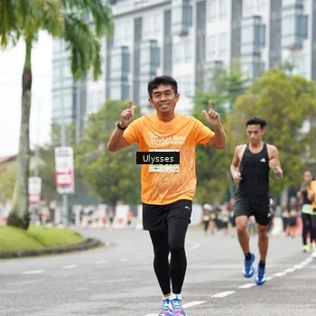 Runner Photo 8504063