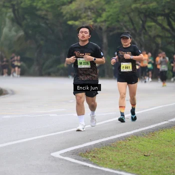 Runner Photo 8504069