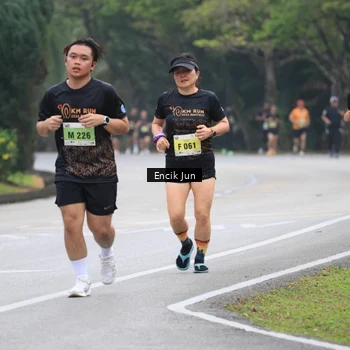 Runner Photo 8504077