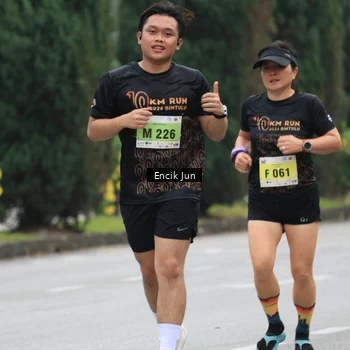 Runner Photo 8504082
