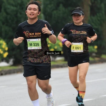 Runner Photo 8504091