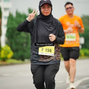 Runner Photo 8504110