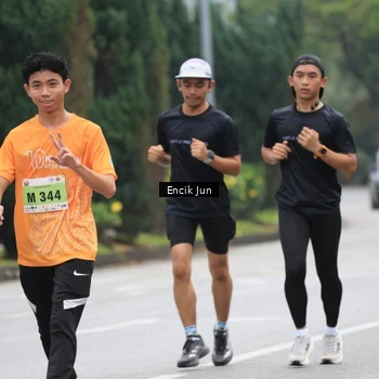 Runner Photo 8504124