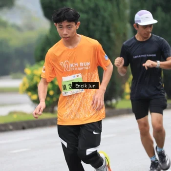 Runner Photo 8504132