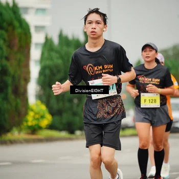 Runner Photo 8504144