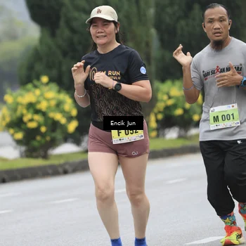 Runner Photo 8504153
