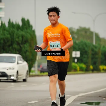 Runner Photo 8504179