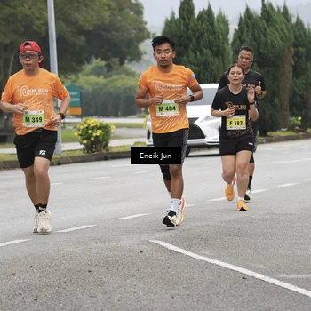 Runner Photo 8504200
